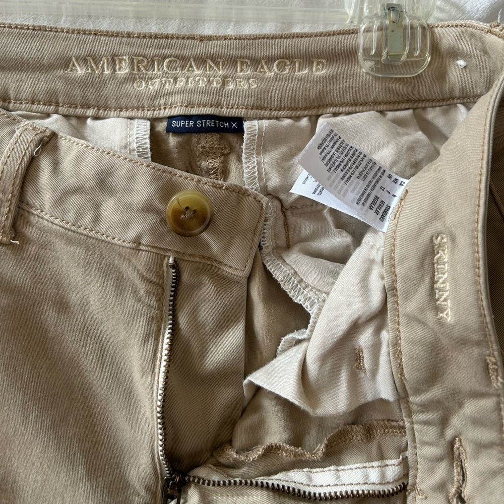 American Eagle Women’s Khaki Pants